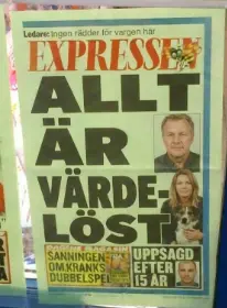 En löpsedel med texten "Allt är värdelöst"