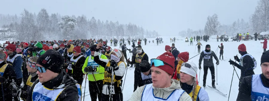 Vi står längst bak av alla i vasaloppet 2026.